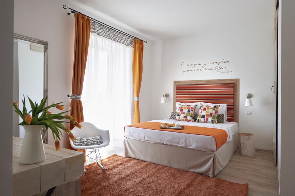 Villa Millennium Balatonalmádi Rum bild